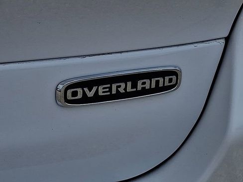 Used 2021 Jeep Grand Cherokee L Overland w/ Luxury Tech Group IV AWD/4WD image 36