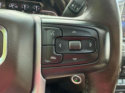 Used 2021 GMC Sierra 1500 SLT w/ SLT Premium Plus Package AWD/4WD image 15