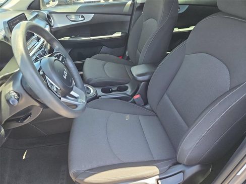 Used 2023 Kia Forte LXS FWD image 10