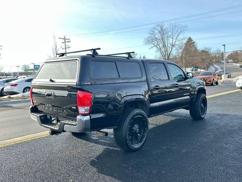 Used 2016 Toyota Tacoma SR5 image 14