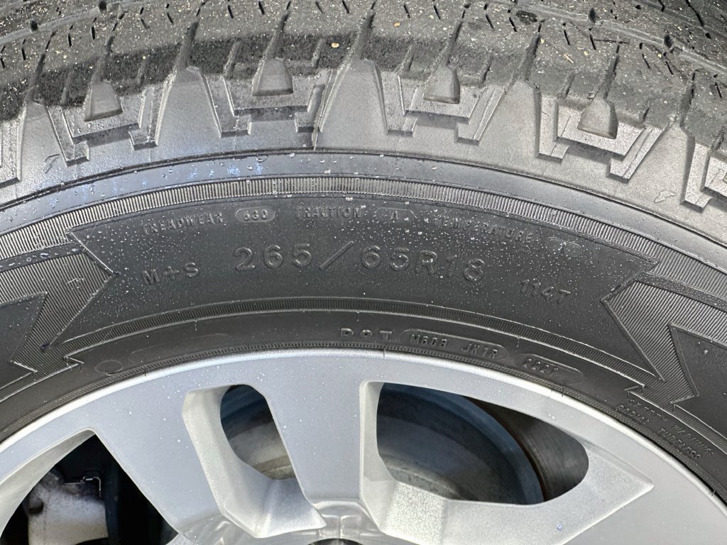 Used 2019 Chevrolet Suburban LT AWD/4WD image 32