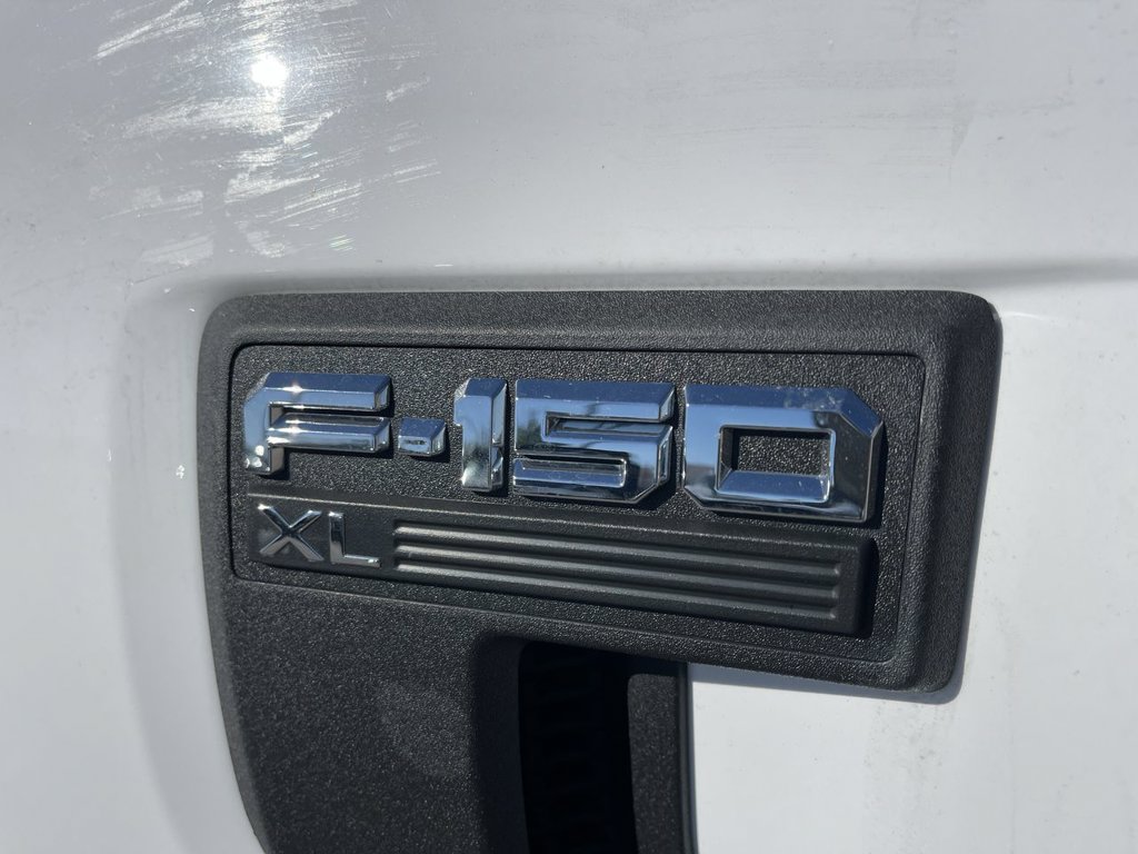 Used 2022 Ford F150 XL RWD image 3