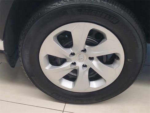 Certified 2024 Toyota RAV4 LE image 4