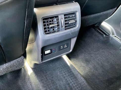 Used 2022 Nissan Rogue SL w/ SL Premium Package FWD image 30