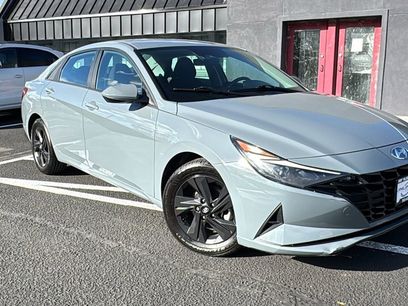 Used 2021 Hyundai Elantra SEL