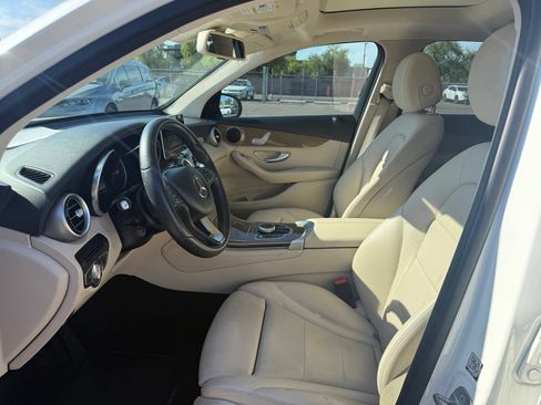 Used 2018 Mercedes-Benz GLC 300 image 12