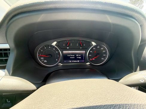 Used 2023 GMC Acadia SLT AWD/4WD image 41