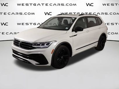 Used 2024 Volkswagen Tiguan SE R-Line