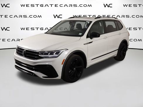 Used 2024 Volkswagen Tiguan SE R-Line FWD image 1