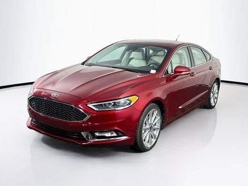 Used 2017 Ford Fusion Platinum FWD image 3