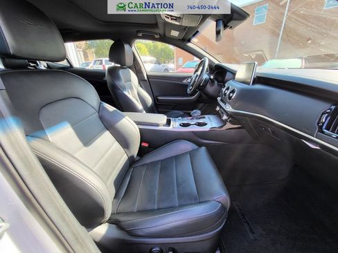 Used 2021 Kia Stinger GT2 image 6