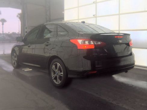 Used 2012 Ford Focus SE FWD image 7