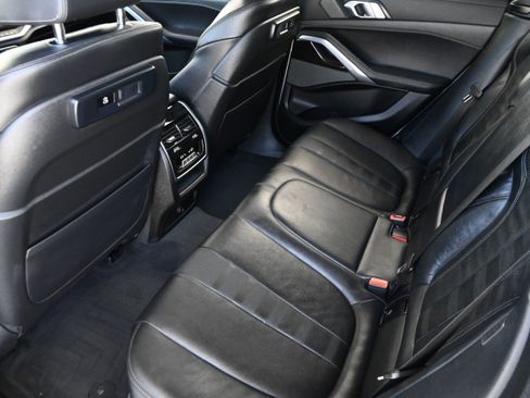Used 2021 BMW X6 xDrive40i w/ M Sport Package AWD/4WD image 12