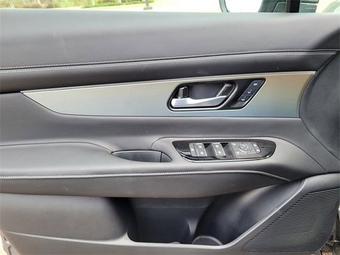 New 2025 Nissan Murano SL image 10