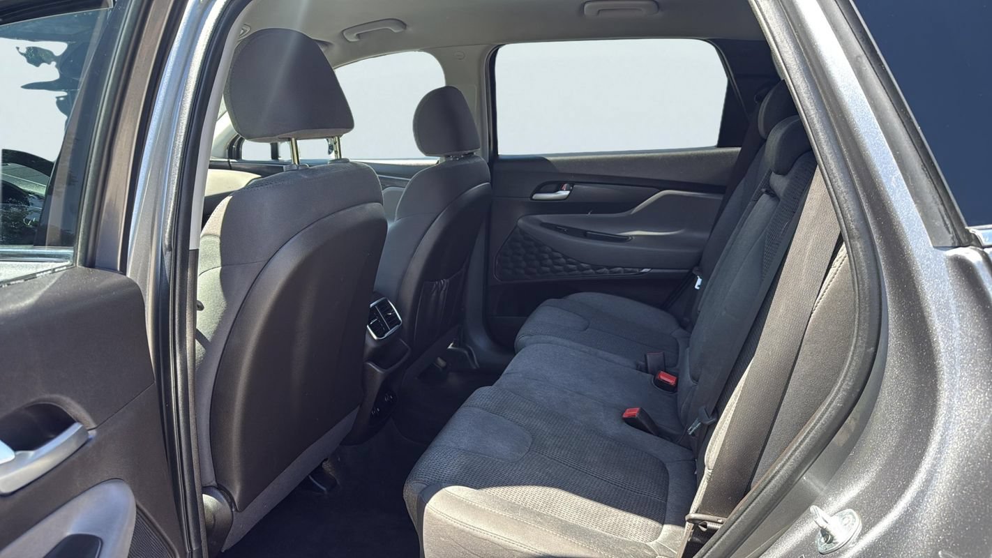Used 2020 Hyundai Santa Fe SEL AWD/4WD image 12