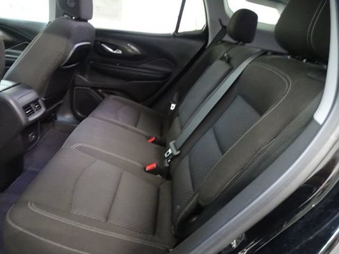 Used 2023 GMC Terrain SLE w/ Driver Convenience Package AWD/4WD image 4
