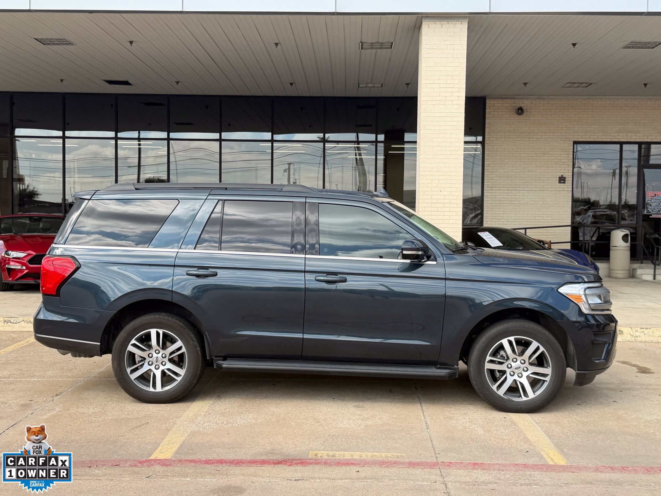 Used 2024 Ford Expedition XLT RWD image 21