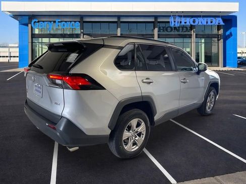 Used 2025 Toyota RAV4 XLE FWD image 2