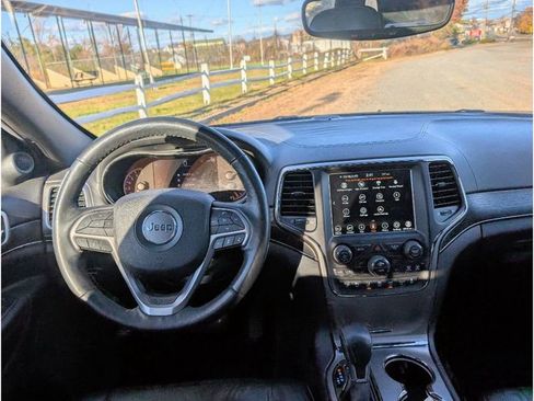 Used 2018 Jeep Grand Cherokee High Altitude image 27