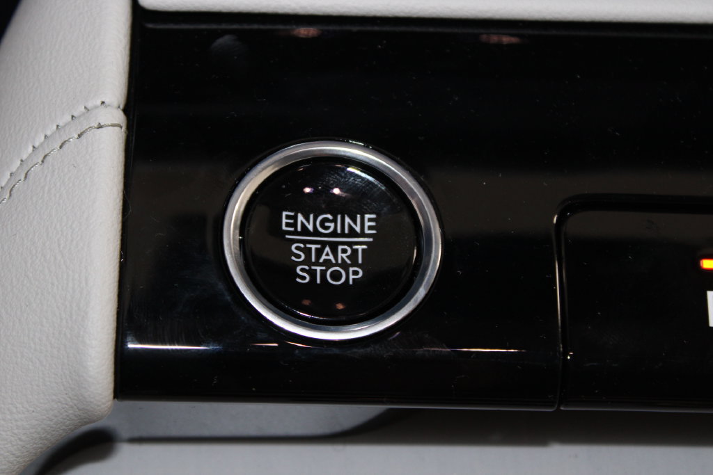 New 2026 Lincoln Navigator Premiere AWD/4WD image 44
