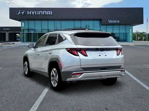 New 2026 Hyundai Tucson SEL FWD image 24