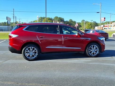 Used 2023 Buick Enclave Essence w/ Experience Buick Package image 21