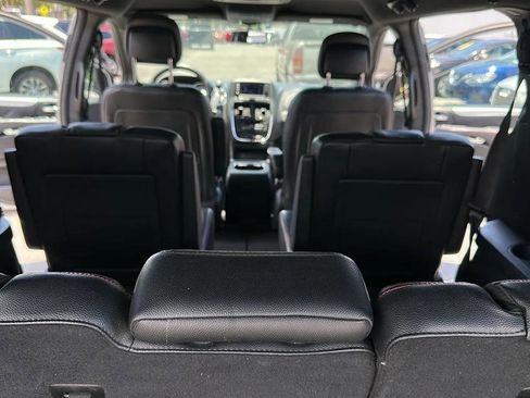 Used 2018 Dodge Grand Caravan GT FWD image 27