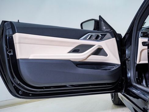 Used 2023 BMW 440i xDrive Coupe w/ Premium Package image 27