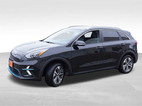 Certified 2022 Kia Niro EX Premium w/ Cold Weather Package image 10
