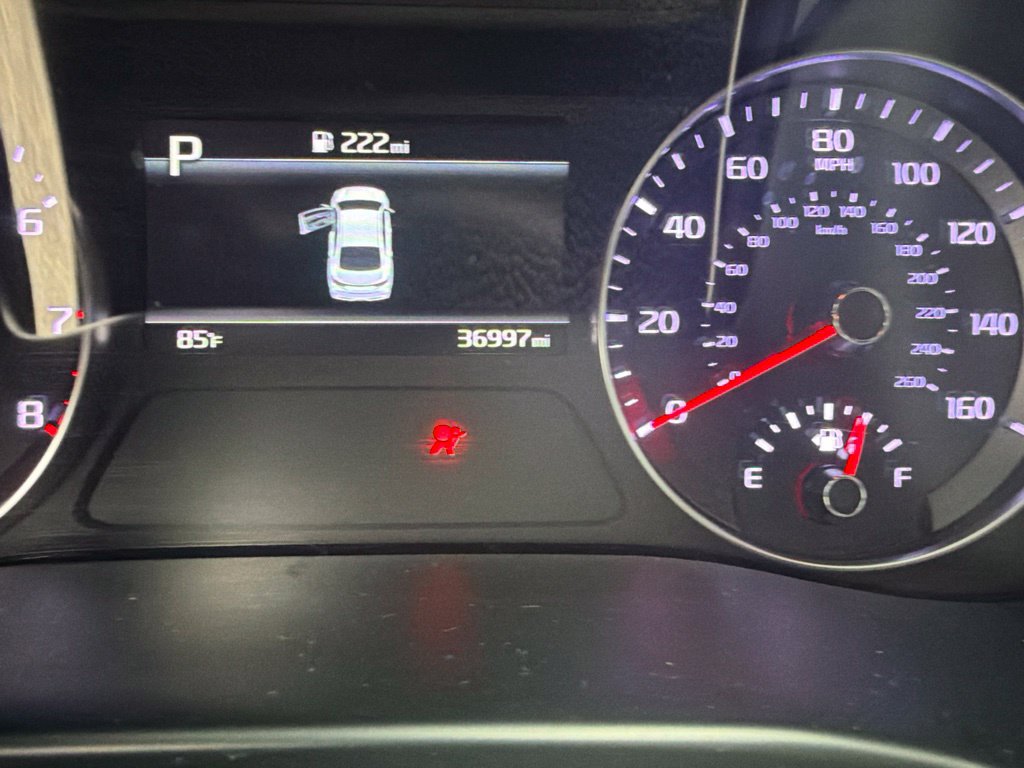 Used 2023 Kia Forte GT-Line w/ GT-Line Technology Package FWD image 8