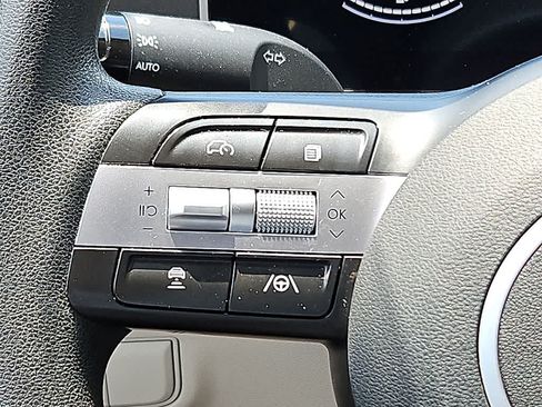 Used 2025 Hyundai Tucson SEL FWD image 18