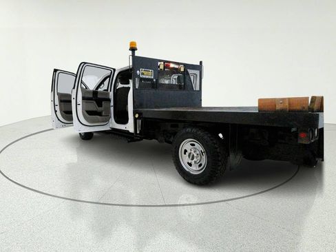 Used 2021 Ford F350 XL w/ Power Equipment Group AWD/4WD image 12