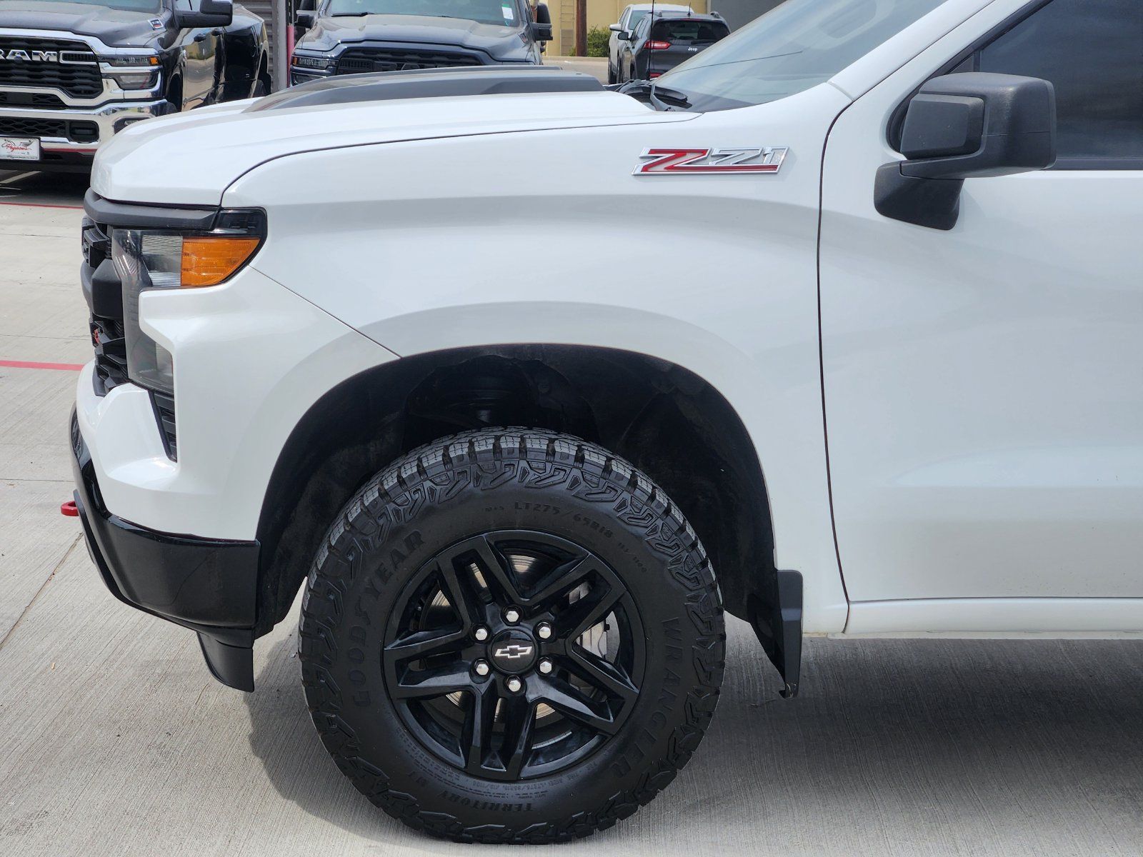 Used 2023 Chevrolet Silverado 1500 Custom Trail Boss AWD/4WD image 10
