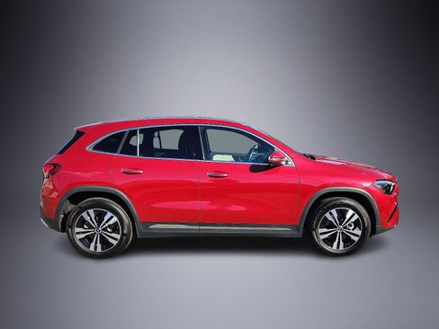 Used 2025 Mercedes-Benz GLA 250 4MATIC image 7