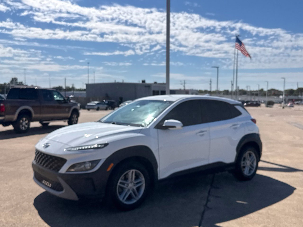 Used 2023 Hyundai Kona SE AWD/4WD image 10