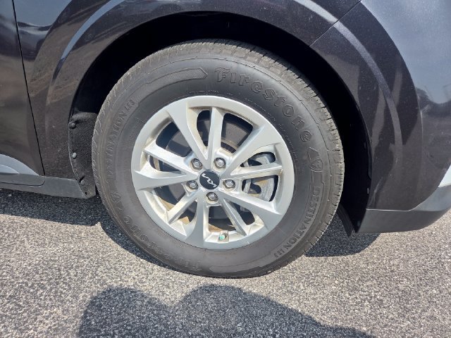 Used 2022 Kia Carnival LX FWD image 39
