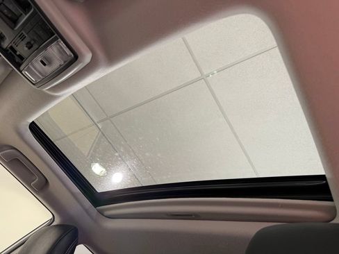 Certified 2024 Toyota 4Runner SR5 Premium w/ Moonroof Package AWD/4WD image 18