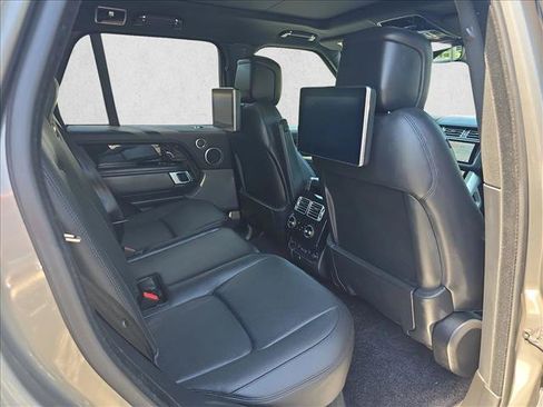 Used 2019 Land Rover Range Rover Supercharged AWD/4WD image 11