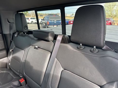 Used 2022 GMC Sierra 1500 SLT w/ SLT Premium Package image 20