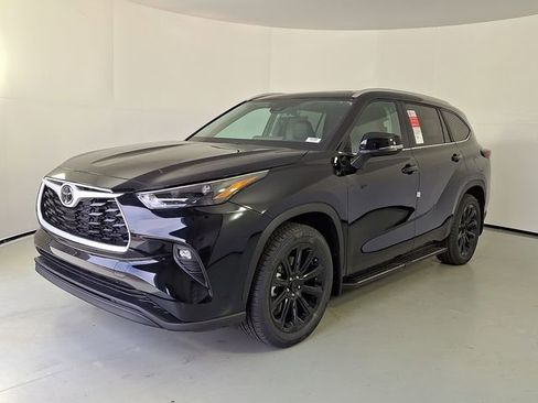 New 2026 Toyota Highlander XLE AWD/4WD image 4