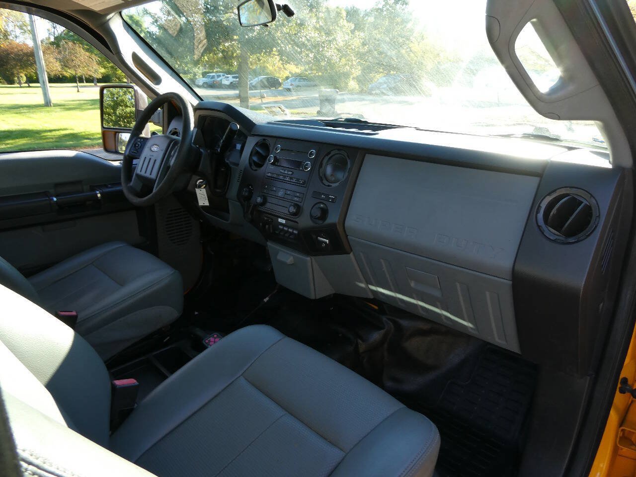 Used 2013 Ford F250 XL w/ PWR Equipment Group AWD/4WD image 28