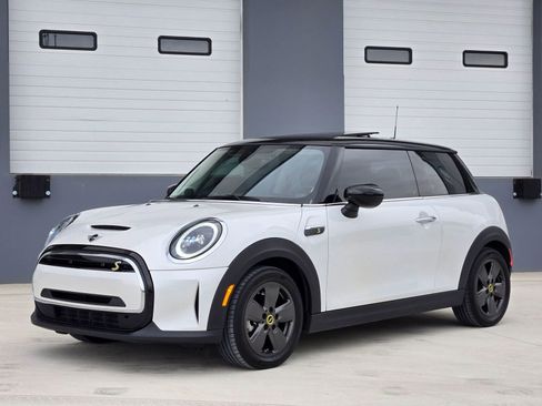 Used 2024 MINI Cooper SE image 5