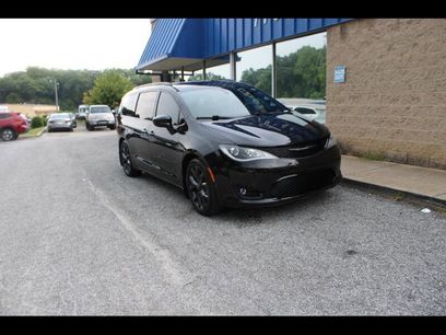 Used 2018 Chrysler Pacifica Touring Plus w/ S Appearance Package