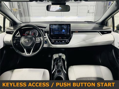 Used 2022 Toyota Corolla SE image 4