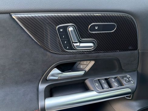 New 2026 Mercedes-Benz GLA 35 AMG 4MATIC image 10