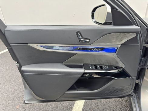 Used 2023 BMW 740i RWD image 54