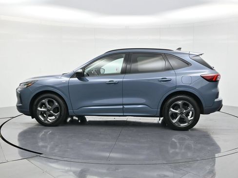 Used 2023 Ford Escape ST-Line w/ Equipment Group 301A FWD image 8