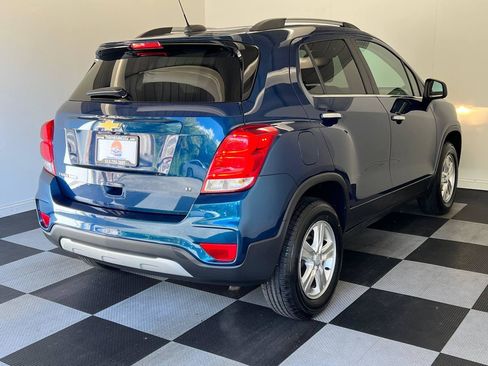 Used 2019 Chevrolet Trax LT w/ LT Convenience Package AWD/4WD image 6