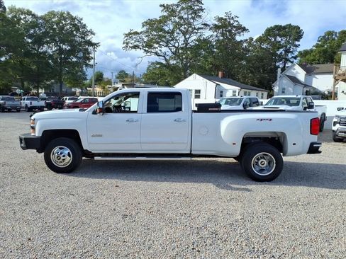 Used 2015 Chevrolet Silverado 3500 High Country w/ Duramax Plus Package image 4