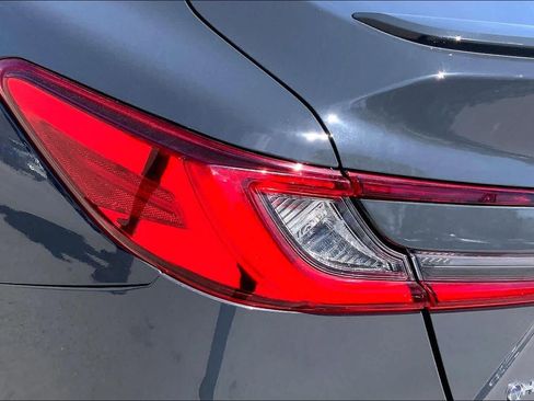 Used 2025 Toyota Camry XLE image 28